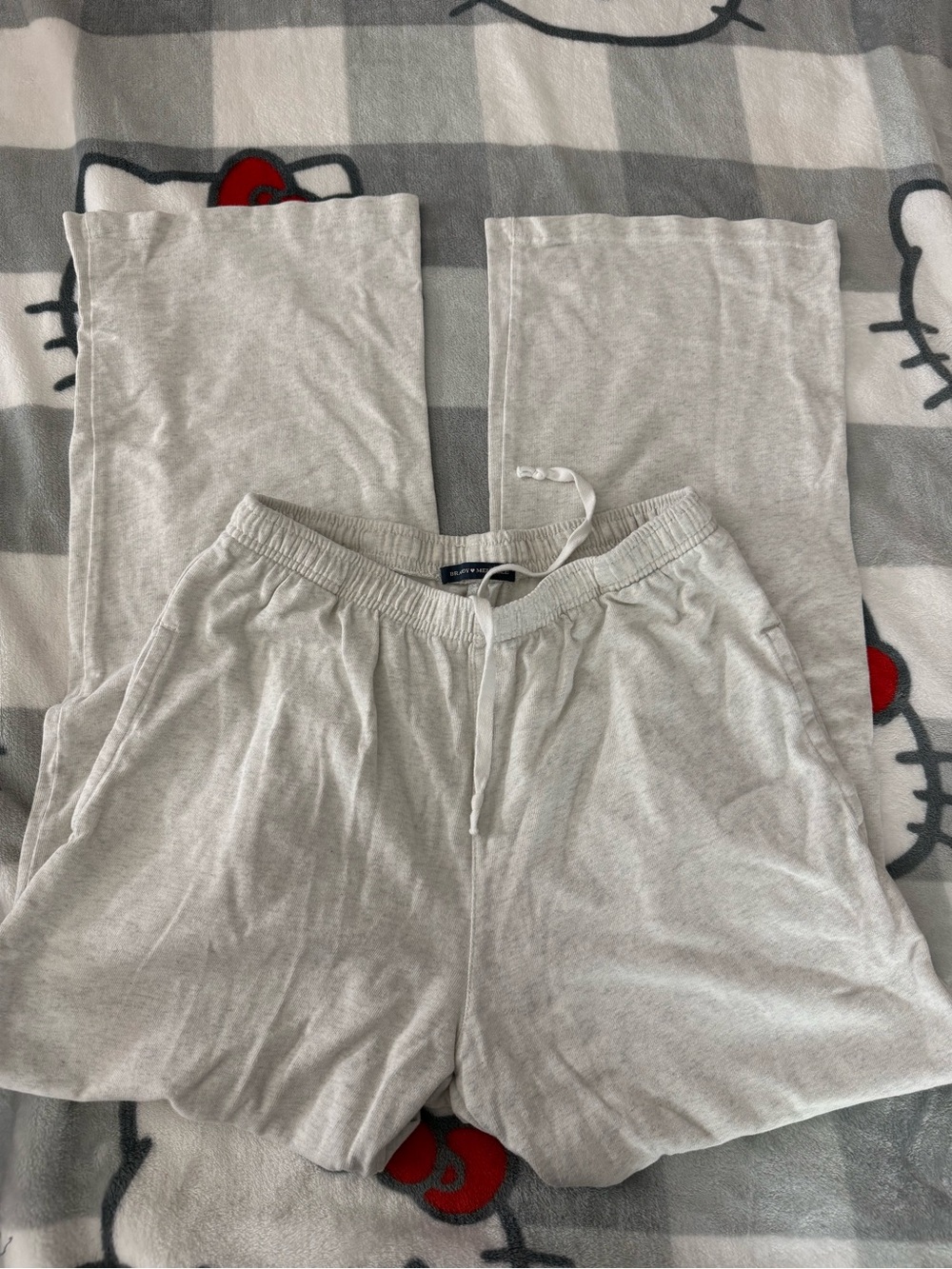 Brandy Melville Light Gray straight leg Sweatpants